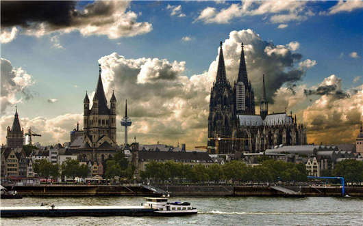 德國科隆奇怪的政客聲明：我們不能犯錯誤啦！